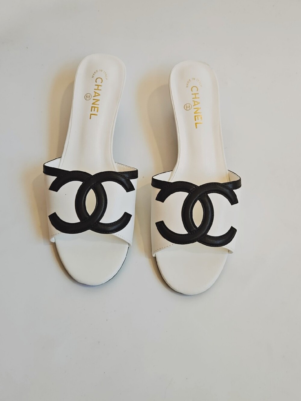 White And Black Designer Inspired Slide Sandals with Black Interlocking Logo 4OC